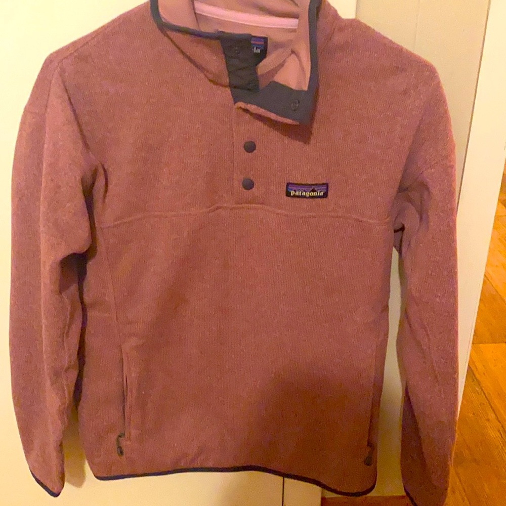 Patagonia pullover, pink purple color